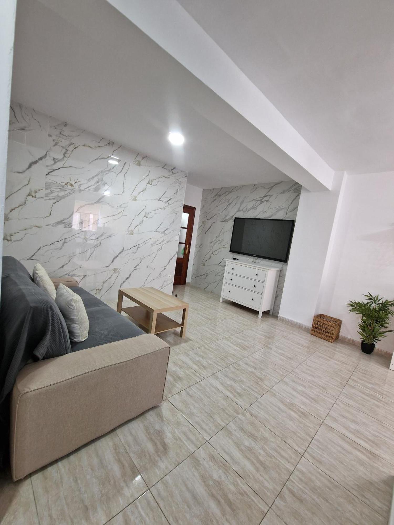 Apartament Virgen De Lujan Triana *